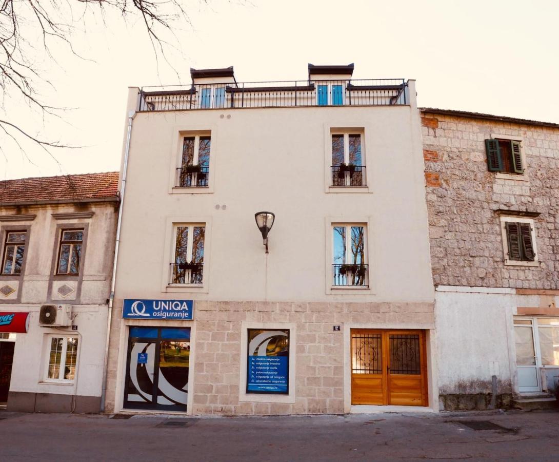 Marko&Luka Hotel Sinj Buitenkant foto